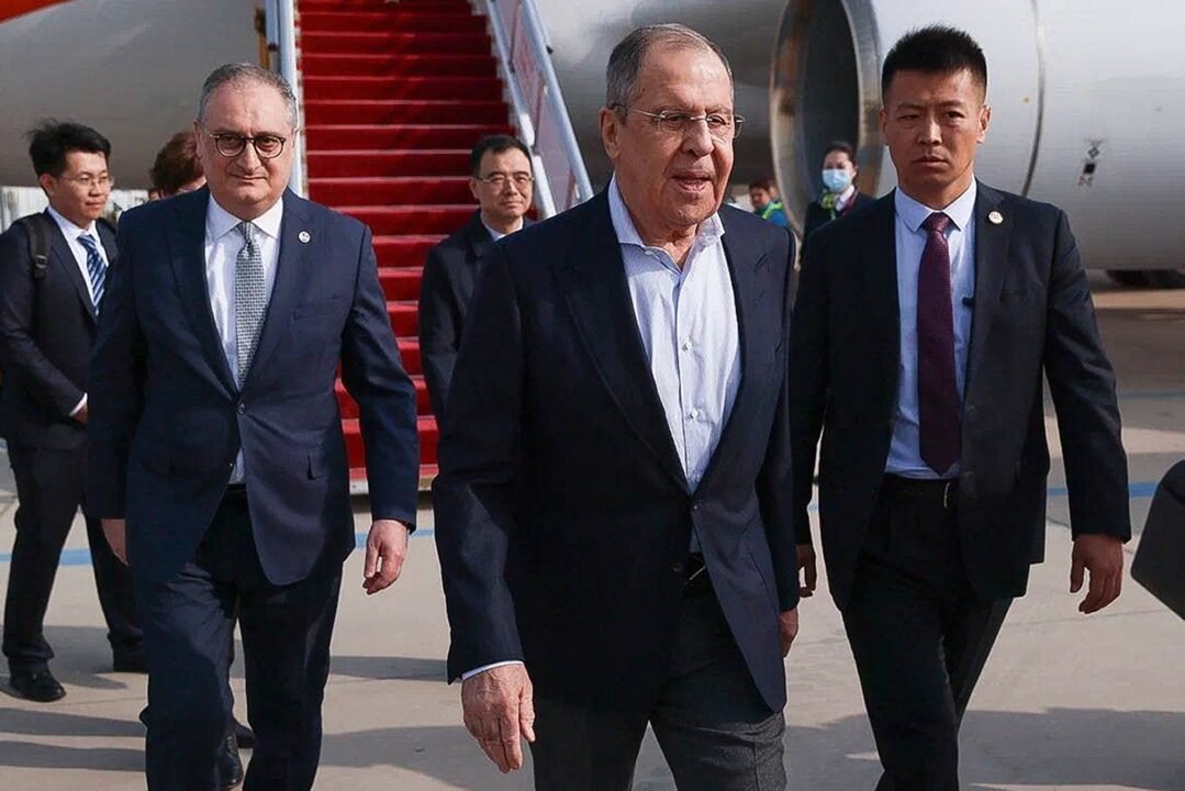 Russian Foreign Minister Sergey Lavrov Visits Beijing to Strengthen Ties with China